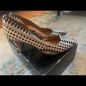 J Crew Black/Cream embroidered patterned heels 6.5